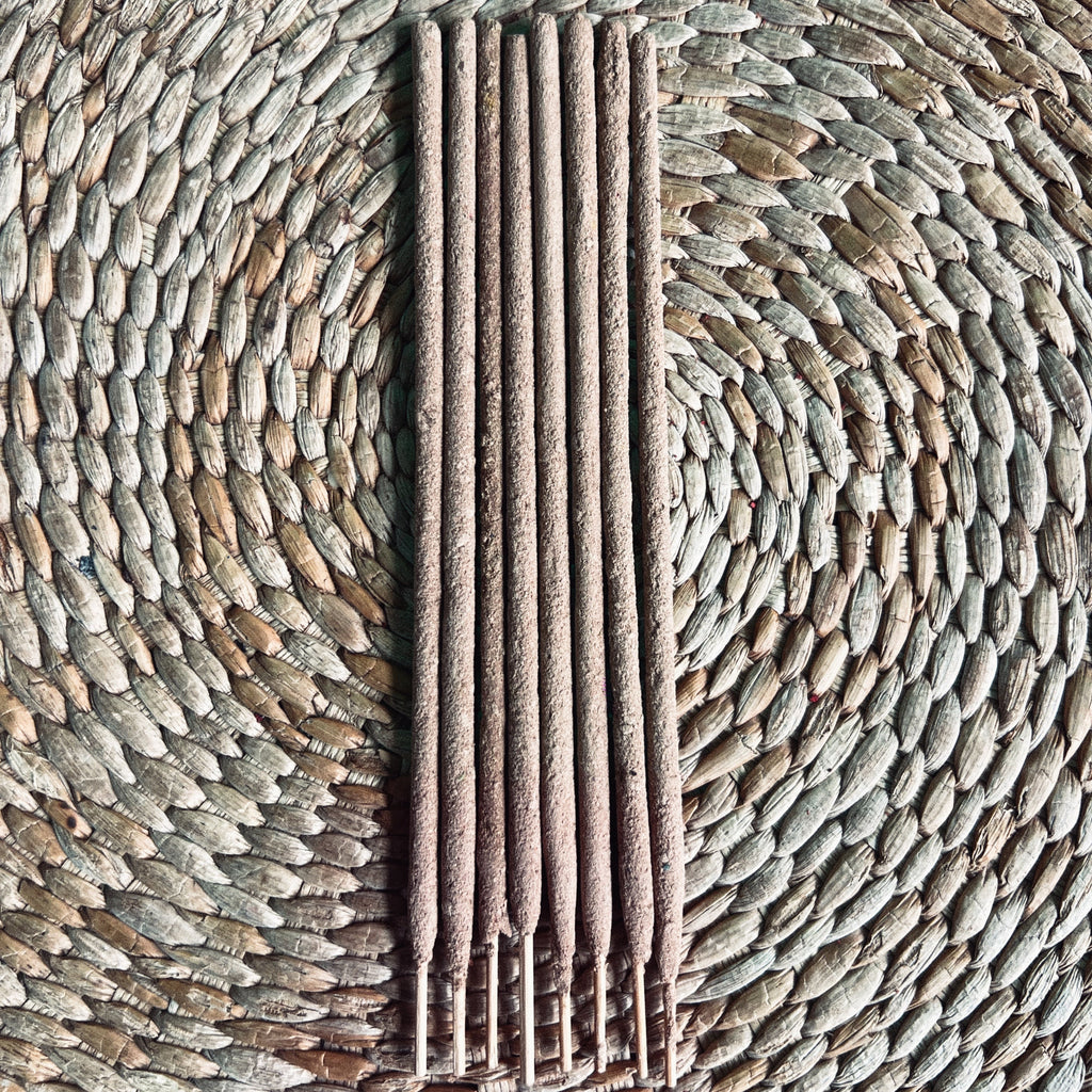 Sandal Wood | 8 Sacred Natural Incense Sticks |